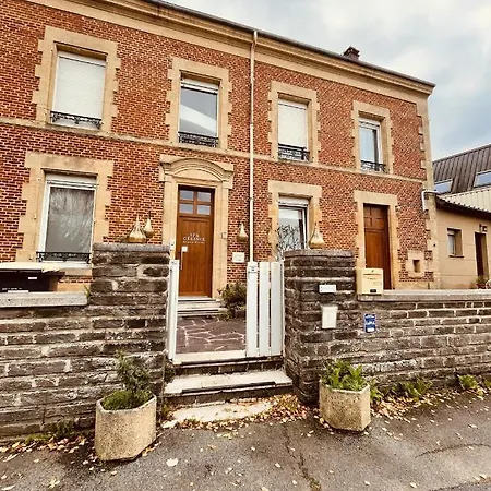 2 Des Remparts A 5mins De Charleville-mezieres * Warcq