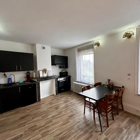 2 Des Remparts A 5mins De Charleville-mezieres